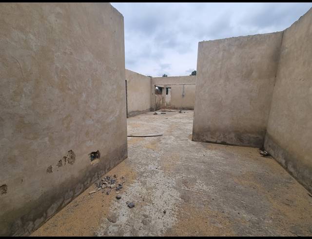 3 BEDROOM TOWNHOUSE FOR SALE IN ARCON PARK